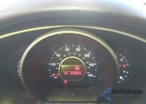 2016 Kia Soul z USA, uszkodzony, nr VIN KNDJN2A27G7404187